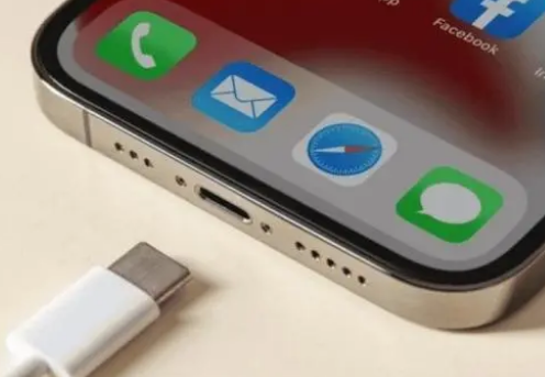 九湖镇苹果15维修分享iPhone15改USB-C接口后能和安卓用户互借充电器吗 